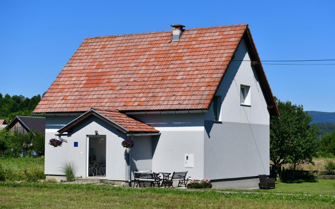 Appartement Kuca Za Odmor Roby à Saborsko Extérieur photo