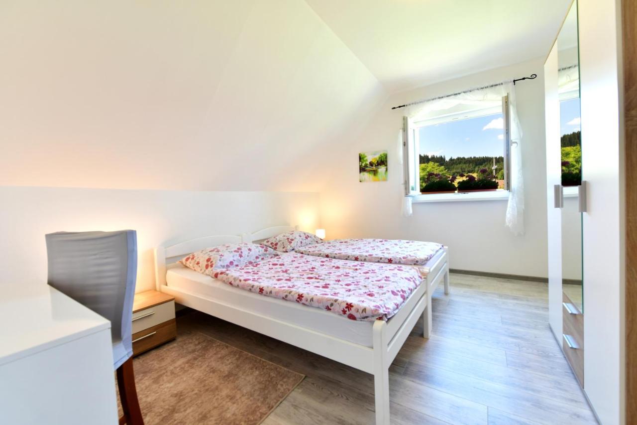 Appartement Kuca Za Odmor Roby à Saborsko Extérieur photo