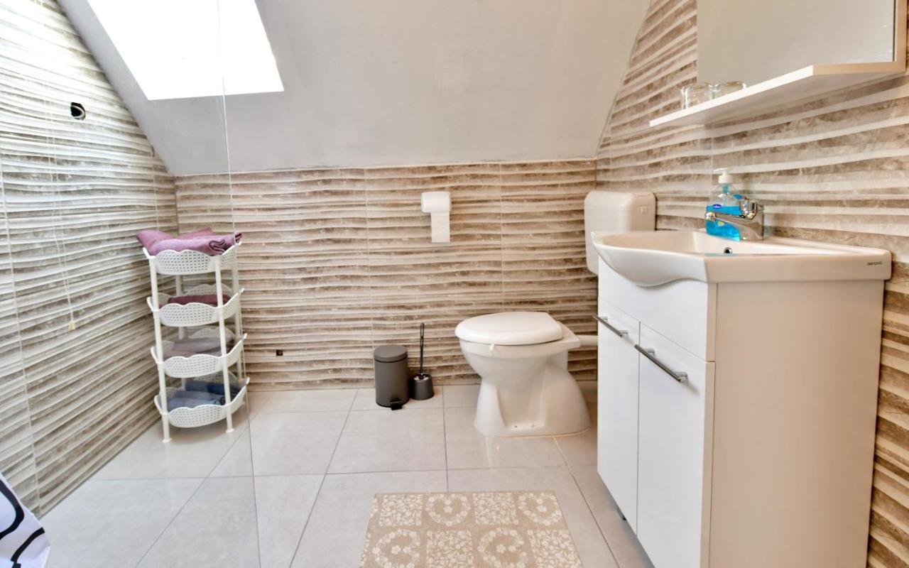 Appartement Kuca Za Odmor Roby à Saborsko Extérieur photo